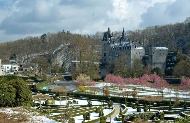 Holiday Home in Somme-leuze With Valley View - Photo 20