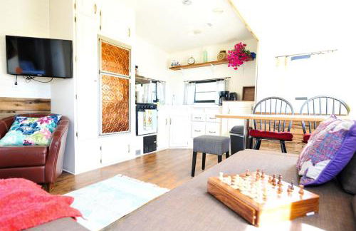 Rustic Trailer Rental on the Shores of Bridgeport Reservoir, California - Photo 4