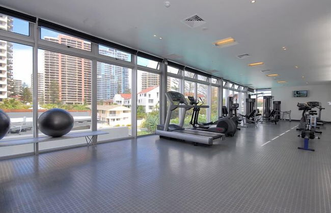 Private Q Tower Apartments - Wow Stay - Photo 47