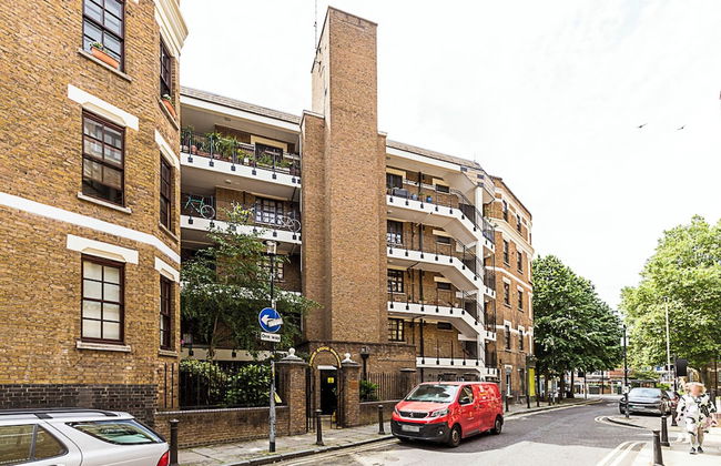 Stylish Riverside Retreat in Central London - Foto 25