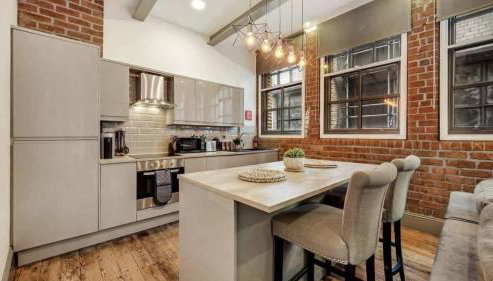 Central Warehouse Apt - Sleeps 8, Pet Friendly - Foto 2