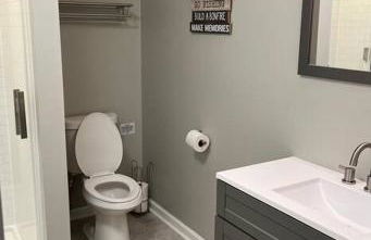 Modern Lakefront Views at Lake Hickory Haven - Foto 26