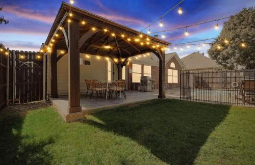 The Blue Holly - Bright & Spacious with a Pool - Foto 30