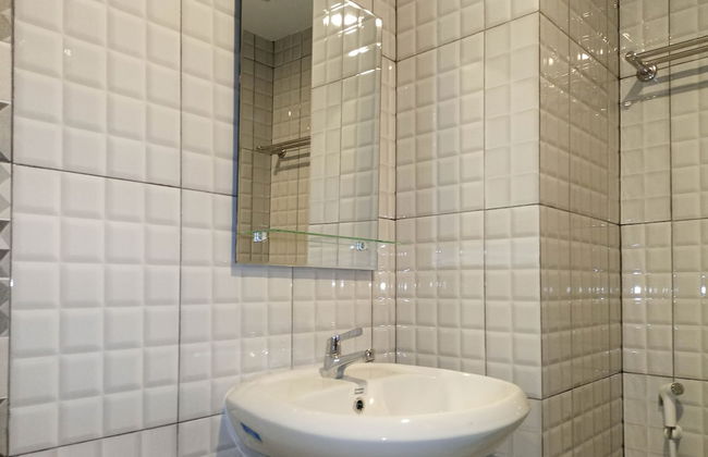 Brand New Studio At De Prima Apartment - Photo 4