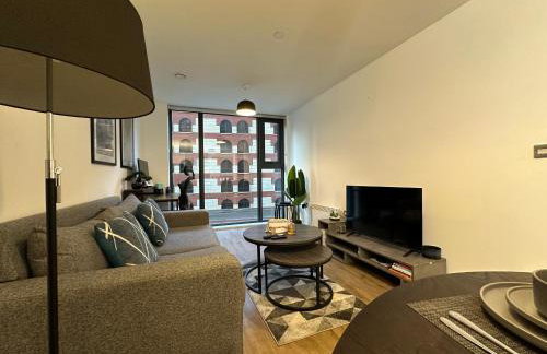 Cozy City Centre Apartment with Free Gym and Free Coffee - Photo 10