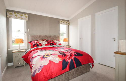 Acorn Lodge - Photo 9