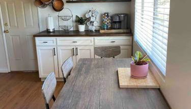 Blissfully Wild -with Hot Tub and pets are welcome - Foto 2