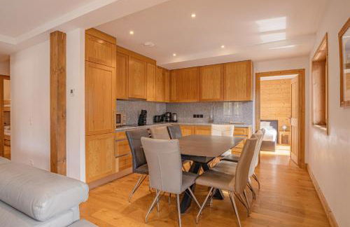 Grand Paradis- Modern 3 bedroom apartment with spectacular views - Photo 7