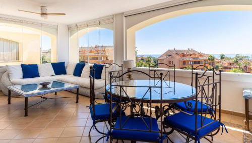 Fantástico Ático Dúplex en Marbella, con vistas al mar y a 300 metros de la playa - Photo 5