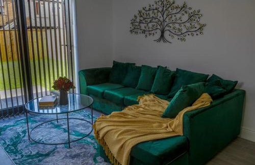 Free Parking, Families, Short Stays - Durham - Photo 30