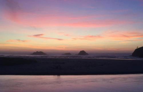 Stunning Beachfront Cabin with Barbecue and Hot-tub in Otis, Oregon - Foto 51