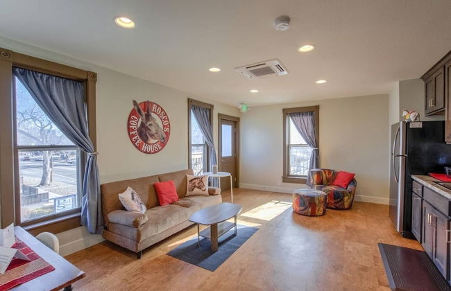 The Coffee Loft Above a Cafe Walk to Dwntn - Foto 1