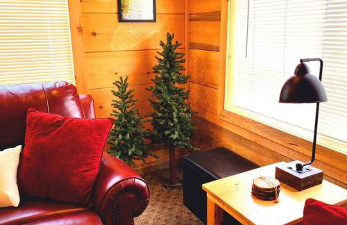 Sequoia Splendor, inside Kings Canyon NP by Visitors Center - Foto 14