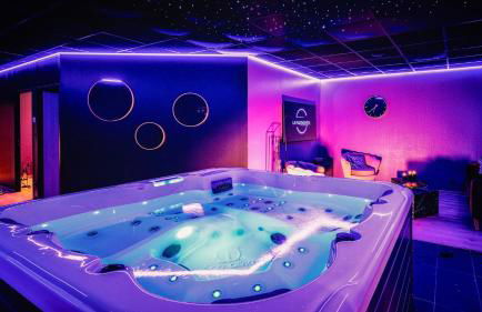 La Parenthèse Jacuzzi sauna privatif Cognac - Foto 4