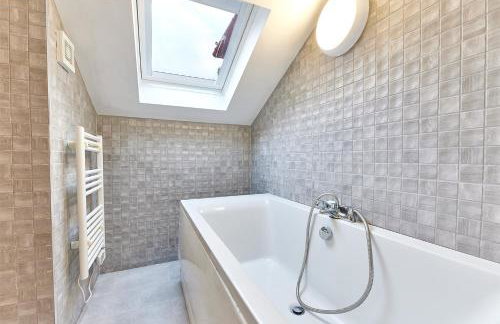 Dene Annexe, Durham - Photo 17