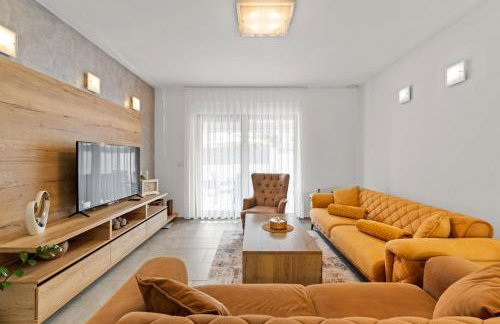 Villa Ajlin with Private Pool - Foto 35