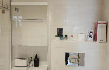 2 Bedroom, 2 Bathroom Apartment with Balcony in Hoxton, Zone 1, Sleeps 6 - Foto 18