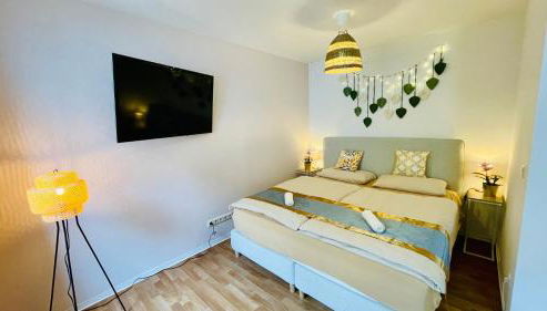 FeWoZauber - Dom Suite, Zentral, 7 Pers, 4 Zimmer, Design, Family, Haustier - Foto 5