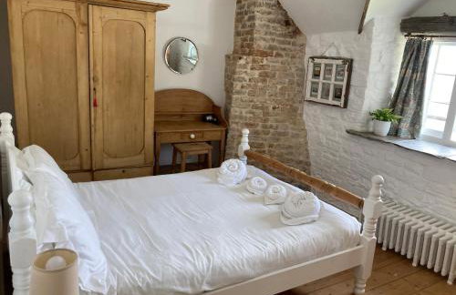 400 year old quirky Cornish cottage, in Bude, Poughill. - Foto 5