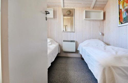 4 person holiday home in Gelting - Foto 12