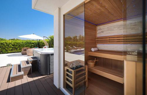 Villa Pino with Pool, Sauna & Jacuzzi - Foto 14