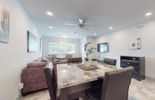 Riviera Beach Gem - Foto 12