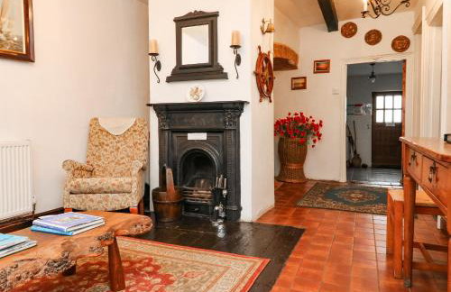 Harbour Cottage - Photo 2