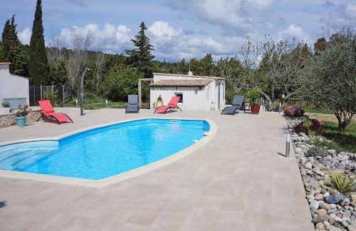 Tranquil Villa with Pool - Foto 8