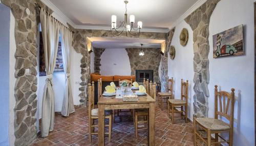 Charming Villa in Mondrón with Private Pool - Foto 5