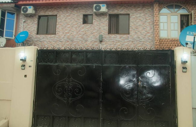 Home Away From Home in Gowon Estate -0904 937 8274 - Foto 16