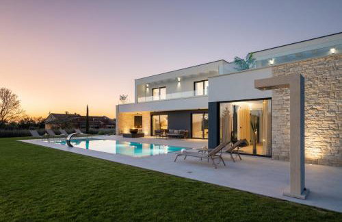 Villa Asmoa for 8 people near Porec with 45 m2 heated pool, wellness & sea view - Foto 16