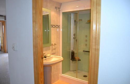 Apartamento Con Preciosas Vistas Al Mar,WIFI y piscina de temporada - Photo 12