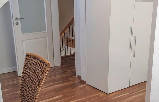 Large, Comfortable Holiday Villa, Private Garden - Photo 24