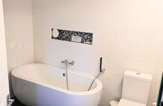 Stunning Barn Conversion next to Horse Field sleeps 10 - Foto 7