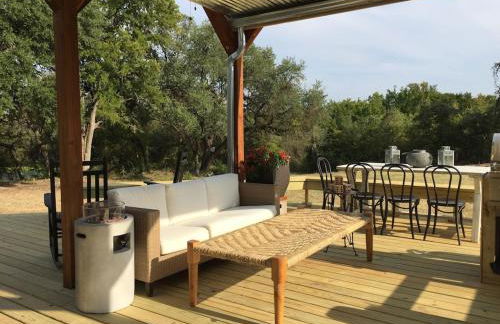 FIXER UPPER’s Original BARNDOMINIUM!! Sits on Private 16 wooded acres & lake - Foto 19