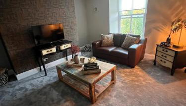 Cherry Blossom Loft - Photo 1