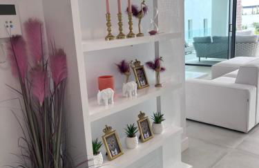 The White House Marbella - Photo 4