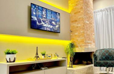 Apto Encantador com Lareira, piscina e jacuzzi - Photo 1