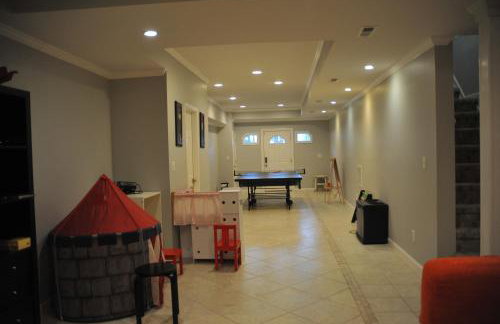 The Deluxe Oasis in the North West Suburbs of Richmond - Foto 29