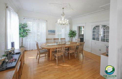 Lakefront estate with breathtaking views and pier! - Foto 8