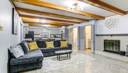 Walk to Graceland Spacious Memphis Home! - Foto 4