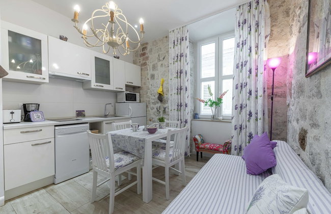L & L Old Town Apartments - One bedroom Apartment Lavander - Foto 21