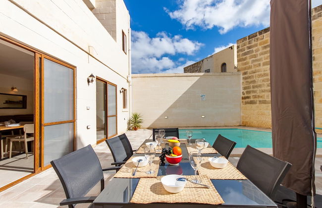 Nadurin Gozitan Villa 7 Bedr 2 Pools - Foto 21
