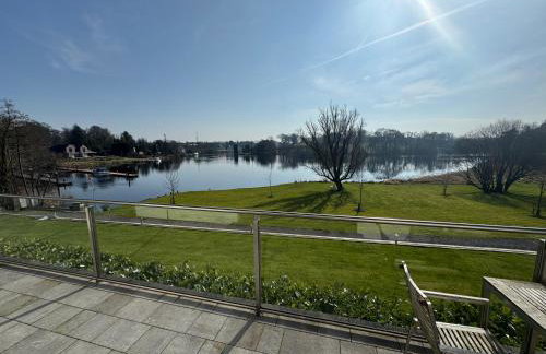 Lakeside Apartment - Photo 12
