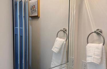 Brand New 4BR Near Downtown and Lucas Oil Stadium - Photo 41