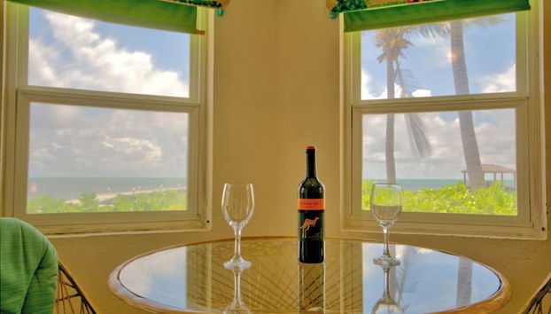 Miramar Villas Resort - Photo 3, Room