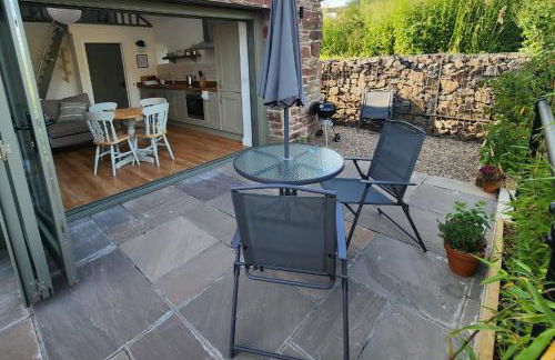 Scottish countryside Bothy - Photo 17