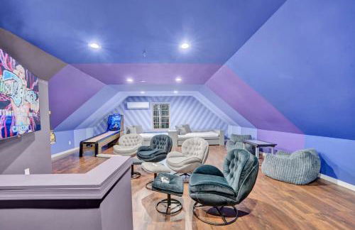 Lux Retreat with Indoor Swim Spa Game Lounge Theater Hot Tub Sauna - Foto 5