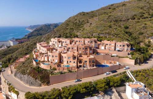 Chalet con vistas al mar y piscina - Foto 19