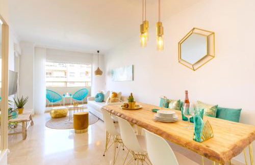 Charming apartment on the beach - Pool and parking - Photo 12